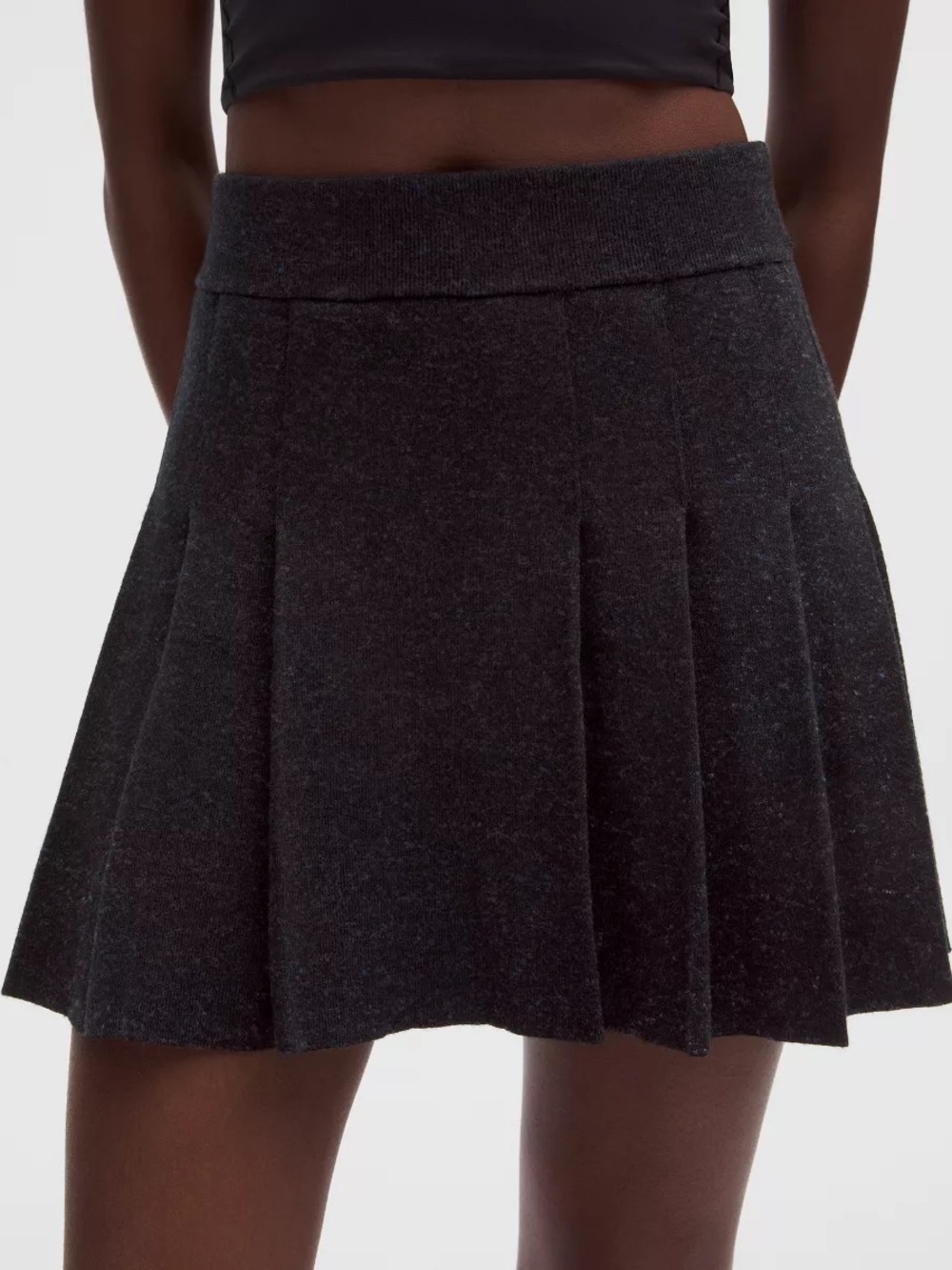 NWT Lululemon Ribbed Merino Wool Mid-Rise Pleated Skirt